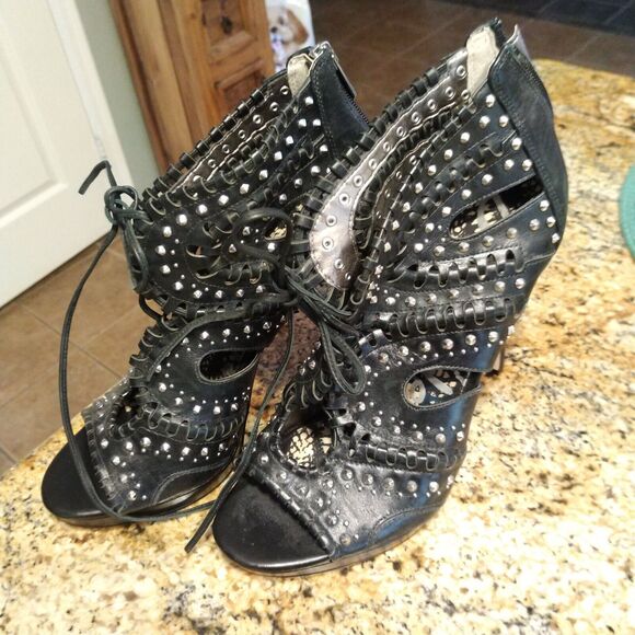 Sam Edelman Elyese Black Leather Studs Open Toe Sandals Women's Size 9 M - Picture 1 of 14